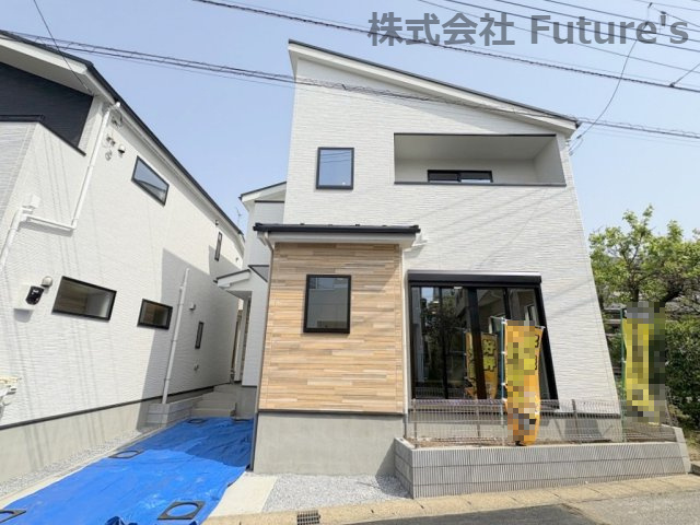 流山市加4丁目　新築戸建　全2棟　2号棟の外観|2025年3月築の新築分譲住宅