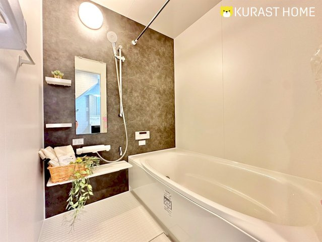 京都市西京区桂上野北町　新築戸建の浴室