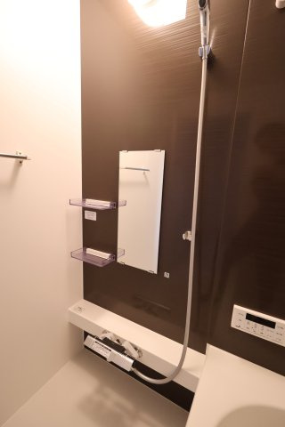 《仲介手数料無料》北区本郷町725-1新築一戸建てリガーレの浴室|撮影日 2025年7月31日 13:00 晴れ