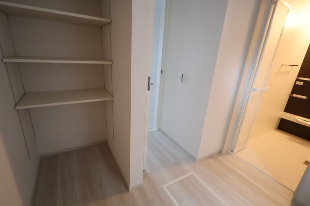 《仲介手数料無料》北区本郷町725-1新築一戸建てリガーレのランドリースペース|撮影日 2025年7月31日 13:00 晴れ