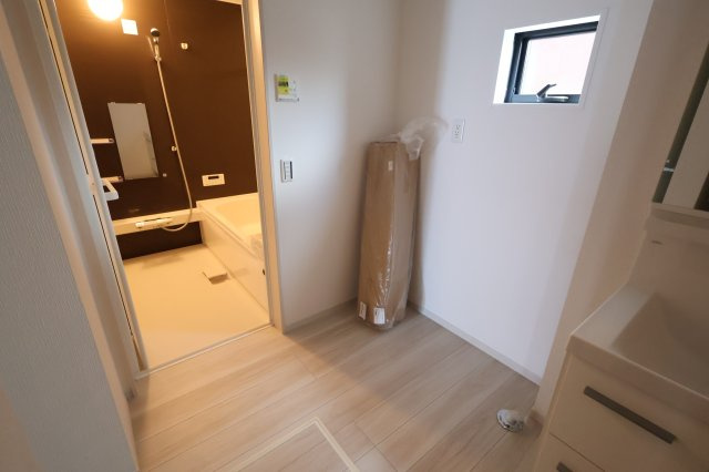 《仲介手数料無料》北区本郷町725-1新築一戸建てリガーレのランドリースペース|撮影日 2025年7月31日 13:00 晴れ