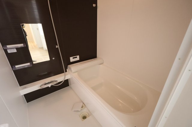 《仲介手数料無料》北区本郷町725-1新築一戸建てリガーレの浴室|2025年11月1日 13:00 晴れ