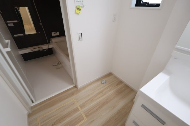 《仲介手数料無料》北区本郷町725-1新築一戸建てリガーレのランドリースペース|2025年11月1日 13:00 晴れ