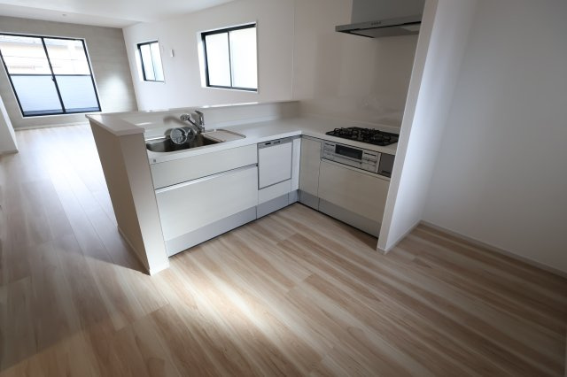 《仲介手数料無料》北区本郷町725-1新築一戸建てリガーレのキッチン|2025年11月1日 13:00 晴れ