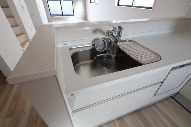 《仲介手数料無料》北区本郷町725-1新築一戸建てリガーレのキッチン|2025年11月1日 13:00 晴れ