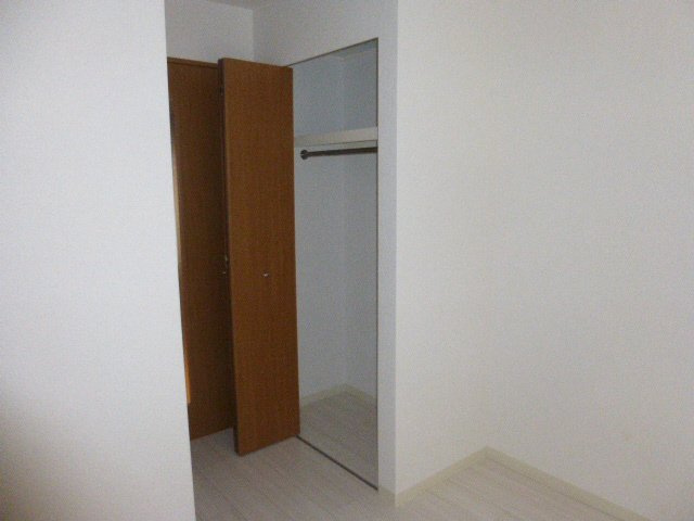 ベル・ドミール西二階町の収納