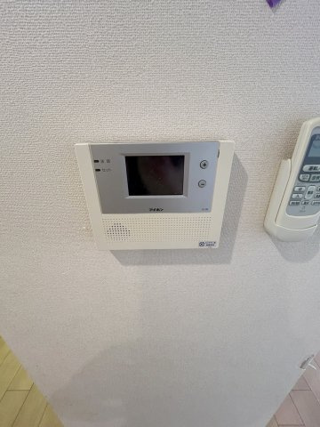 フラッツ南青山のセキュリティ|★ＴＶモニターホン★