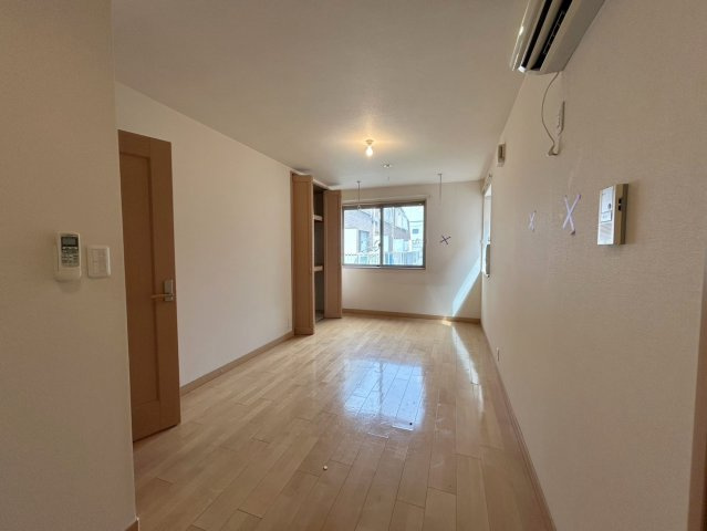 フラッツ南青山の寝室|★明るいフローリングの角部屋です★