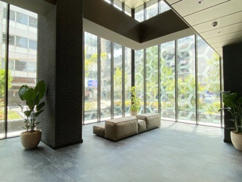 MJR堺筋本町タワーのロビー