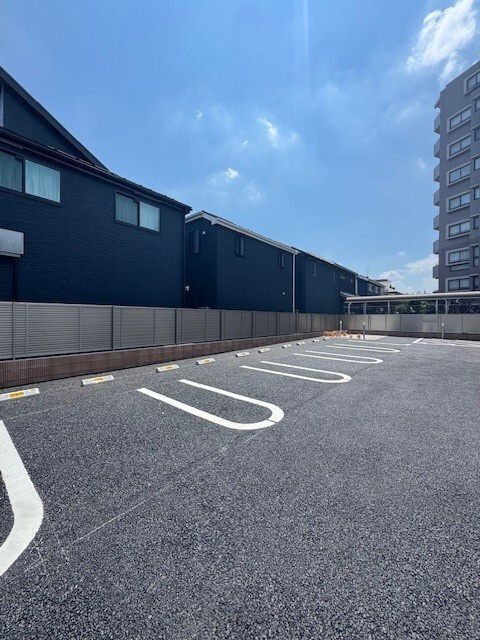 リッカンスヘム一番町の駐車場