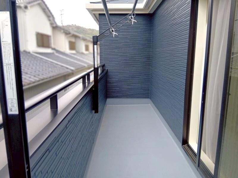 高知市竹島町　中古戸建てのバルコニー