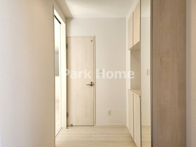 高知市竹島町　中古戸建ての玄関|2023年度