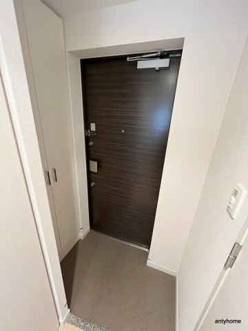 プレサンス天神橋ディオレ　仲介手数料無料の玄関