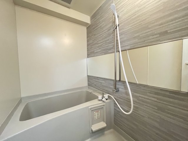 セリエス元町の浴室