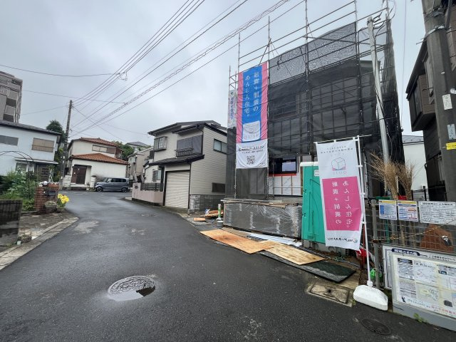 柏市逆井２丁目新築戸建（逆井第10）の前面道路含む現地写真|東側前面道路