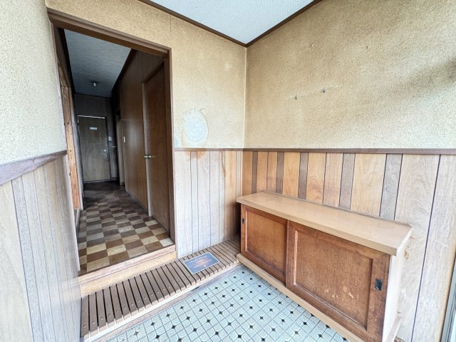 高別当中古住宅の玄関|玄関回り