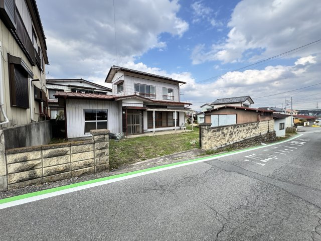 高別当中古住宅の外観|間口の取れた南道路の立地です