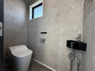 【トイレ】 | 鎌倉市由比ガ浜4丁目 | 3Fトイレ