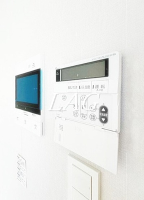 【セキュリティ】 | ラ・ペルラ下北沢 | モニター付インターホンです。