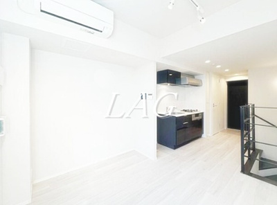 【居間・リビング】 | ラ・ペルラ下北沢 | 洋室のお部屋です。