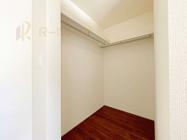 笠間市笠間駅前1期　新築戸建て　6号棟の収納|人気のウォークインクローゼット！アウター類はもちろん、季節ものや寝具も収納できます！