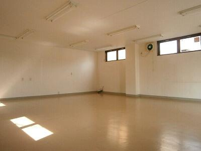 山中事務所の居間・リビング