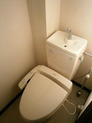 山中事務所のトイレ