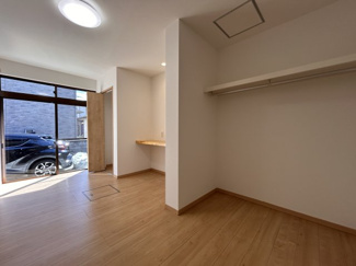 【洋室】 | 中央市東花輪 平屋の中古戸建 北東角地 内外装リフォーム