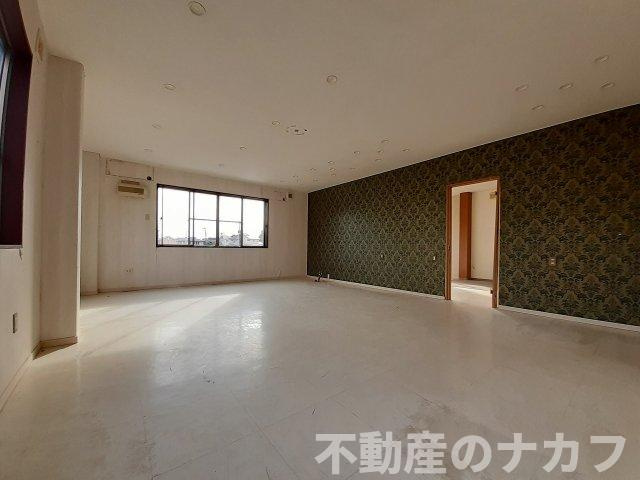 サンガーデン高野店舗の内装