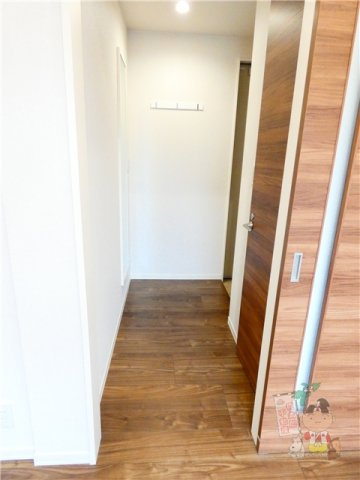 シャーメゾン福富西の玄関