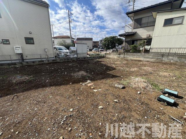 【売主物件】川越駅からアクセス可能な140坪超の土地の外観|敷地の中心から南西側を望む
