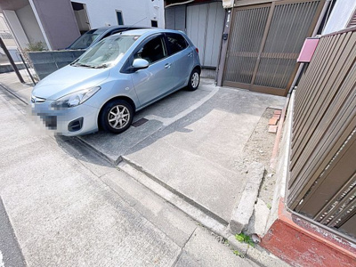 【駐車場】 | ウエスト若園【名古屋市賃貸・専用庭付】