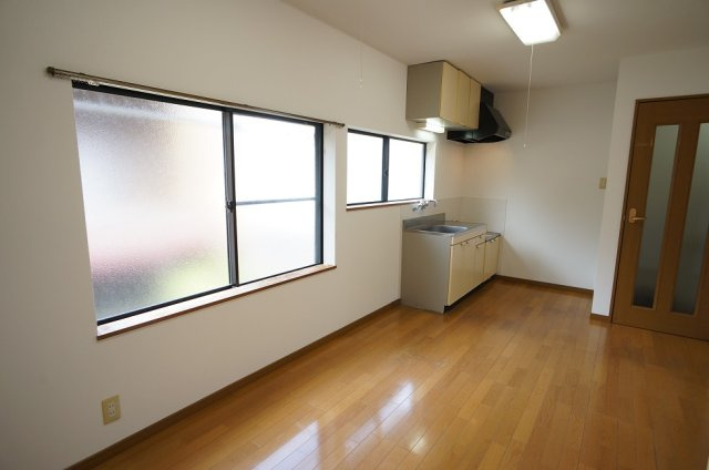 【居間・リビング】 | ヨシハシアパート