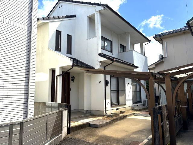 鷹子町中古戸建の外観