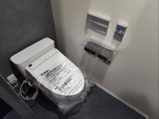 【トイレ】 | リアライズ梅田東ビル