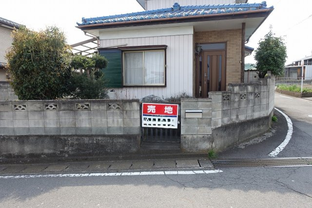 高崎市箕郷町生原　売地の外観|東から西方向