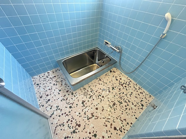 楠ケ丘戸建の浴室