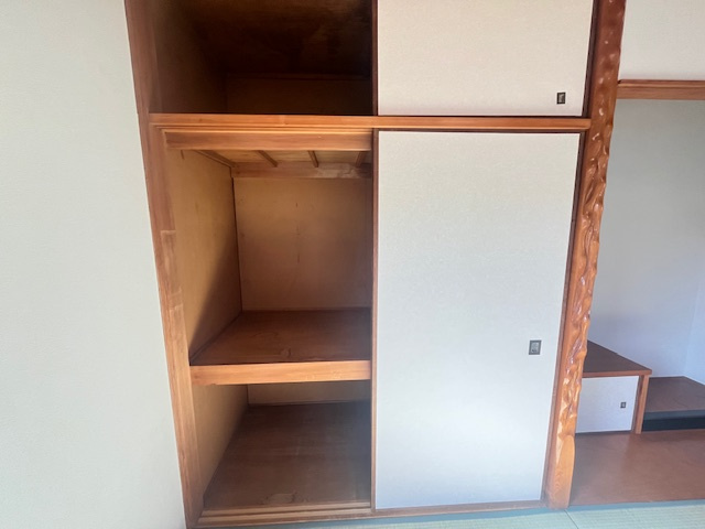 楠ケ丘戸建の収納