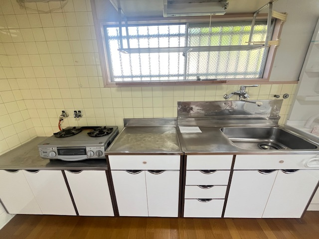 楠ケ丘戸建のキッチン