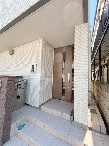 Ｃｏｍｆｏｒｔ　Ｋのエントランス|ゆとりのあるロビーです