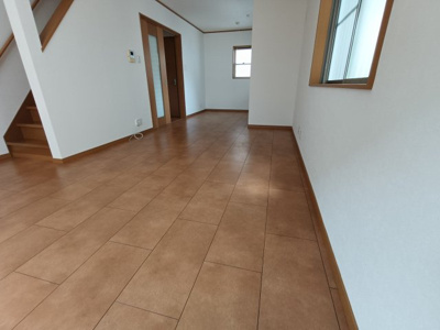 【居間・リビング】 | 大阪市東淀川区井高野1丁目中古戸建