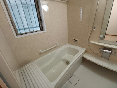 【浴室】 | 大阪市東淀川区井高野1丁目中古戸建