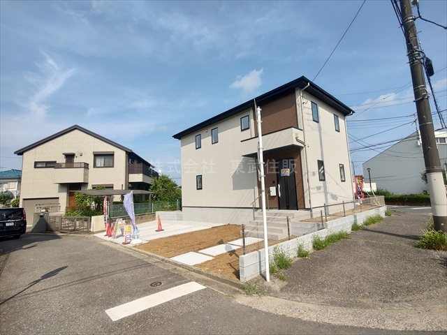 【前面道路含む現地写真】の画像