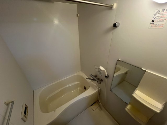 クレールメゾン五番丁の浴室