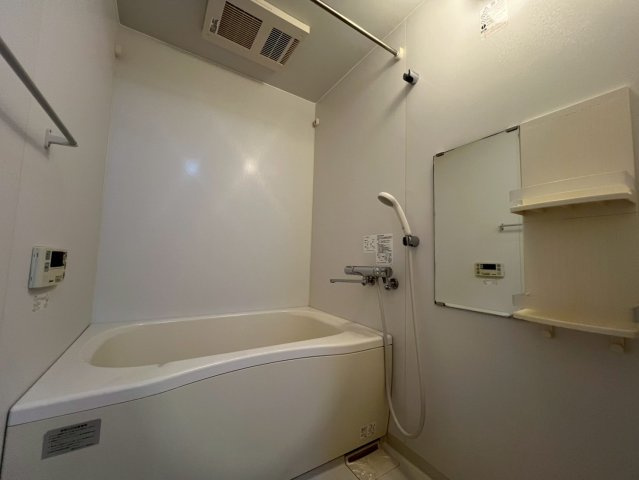 クレールメゾン五番丁の浴室