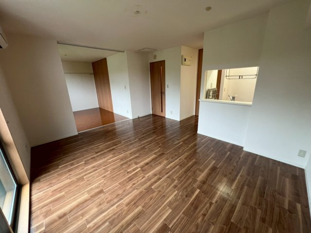 クレールメゾン五番丁の居間・リビング