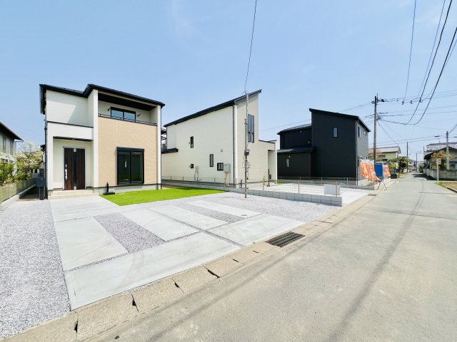 高崎市正観寺町の前面道路含む現地写真|駐車スペース２台以上可♪車の通りも少なく駐車も楽々♪