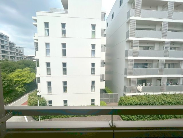 パークサイドスクウェア北新宿の展望