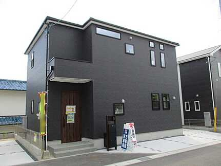 広島市佐伯区坪井1丁目　新築一戸建て(全3棟)の外観