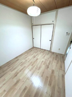 コーポ長谷川の寝室